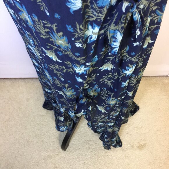 Free People Maxi Skirt Size 8 Womans Femme Edge Navy Blue Floral Wrapover Ruffle - Picture 6 of 15